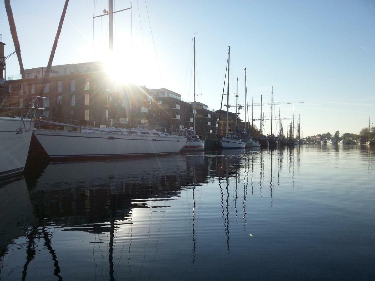 Eclipse Of The Sun Hotel Greifswald Exterior foto